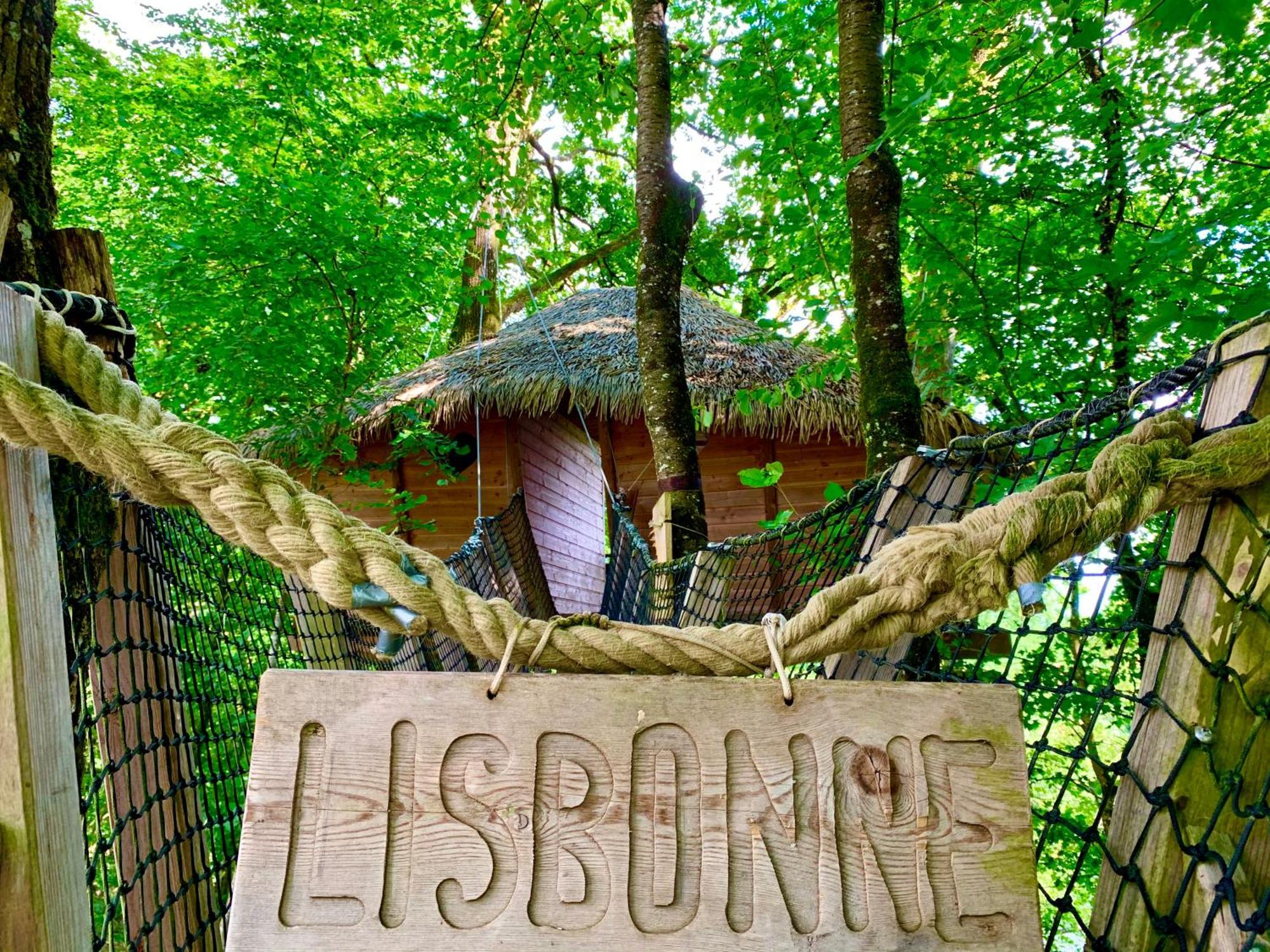 Domaine Des Vaulx - Locations De Cabanes Insolites La Baconniere エクステリア 写真