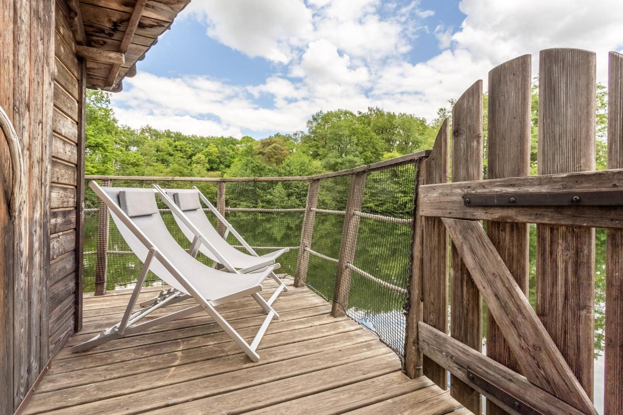 Domaine Des Vaulx - Locations De Cabanes Insolites La Baconniere エクステリア 写真