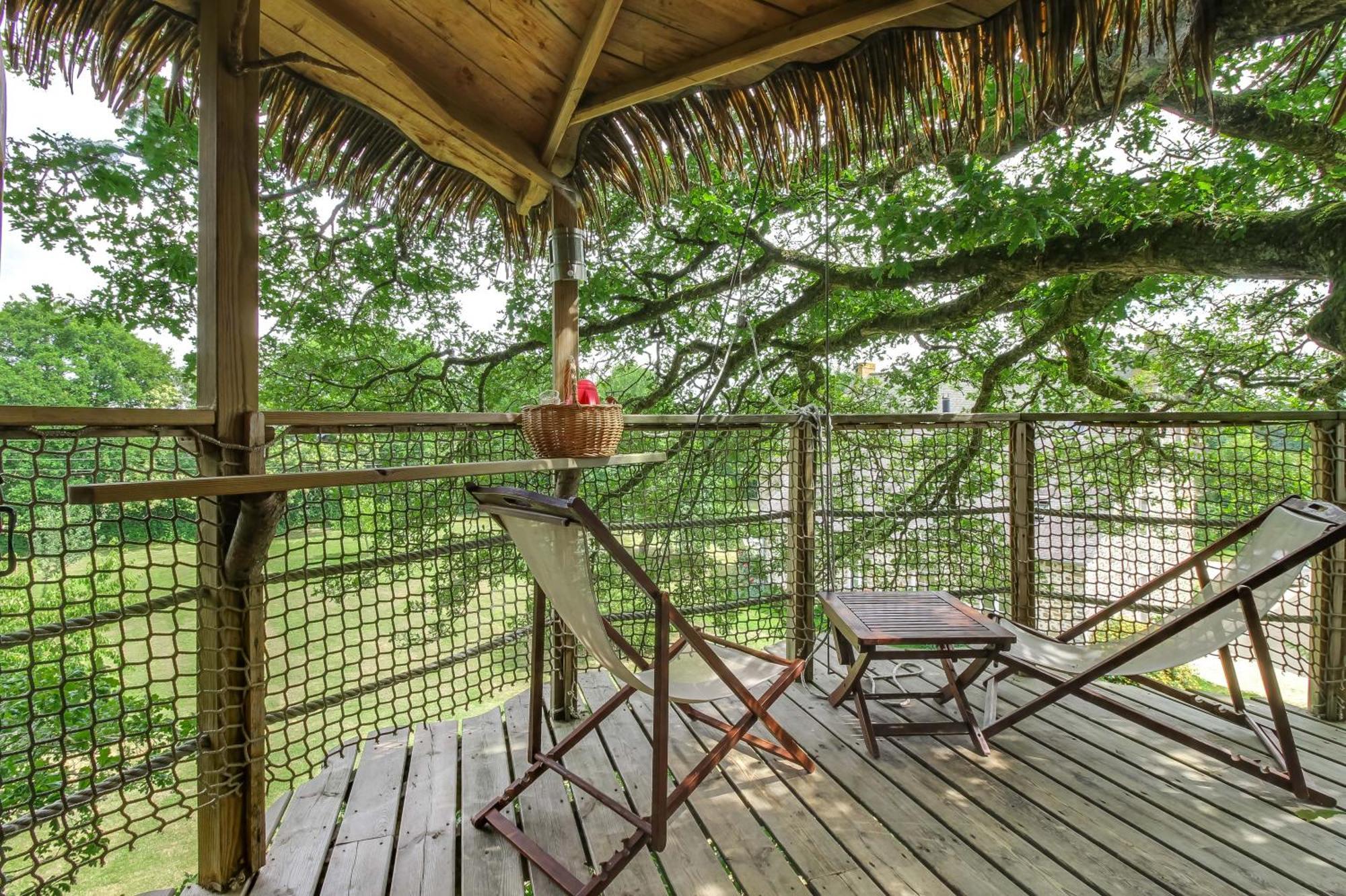 Domaine Des Vaulx - Locations De Cabanes Insolites La Baconniere エクステリア 写真
